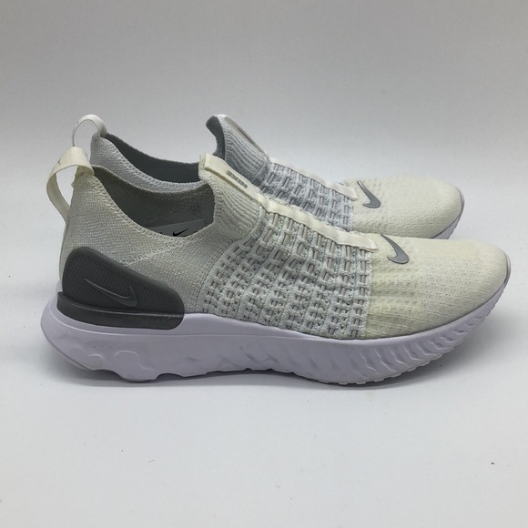 Women’s Nike Phantom React White CJ0280-100 USED Size 7.5 - Picture 2 of 11